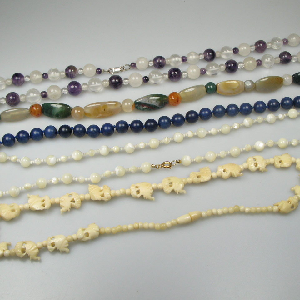 Appraisal: Single Strand Of Lapis Beads with an k yellow gold