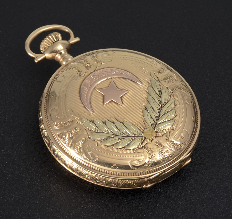 Appraisal: K MULTI COLOR GOLD ROCKFORD HUNTER CASE POCKET WATCH Circa