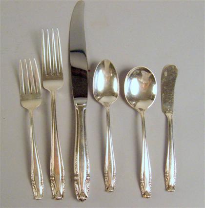 Appraisal: Wallace 'Stradivari' pattern sterling silver flatware service Comprising dinner knives