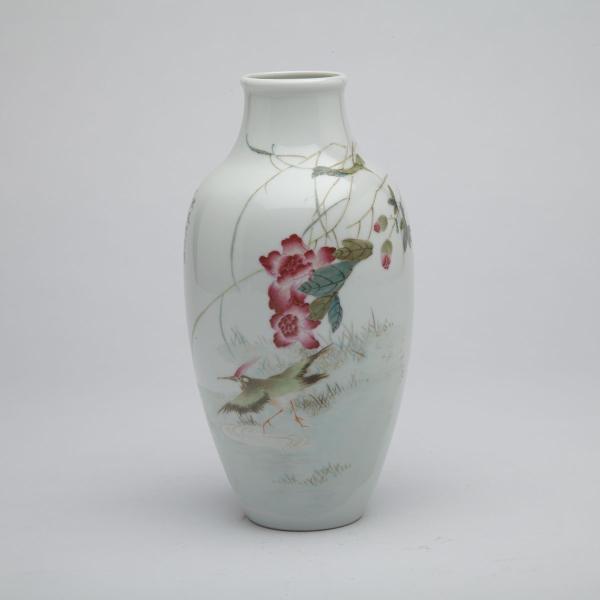 Appraisal: Famille Rose Bottle Vase With a short neck rising from