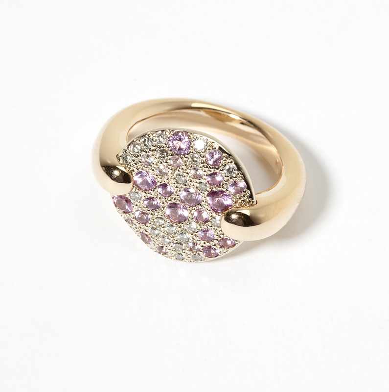 Appraisal: Signed Pomellato Sabbia K gold with a round disc pave-set