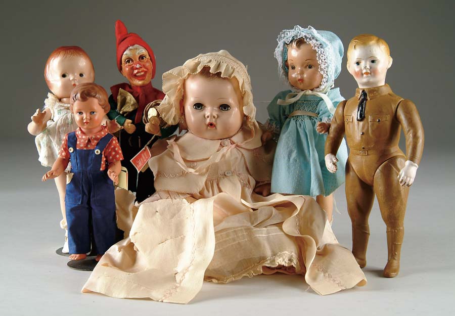 Appraisal: LOT OF SIX ASSORTED DOLLS OF MORE RECENT VINTAGE Lot