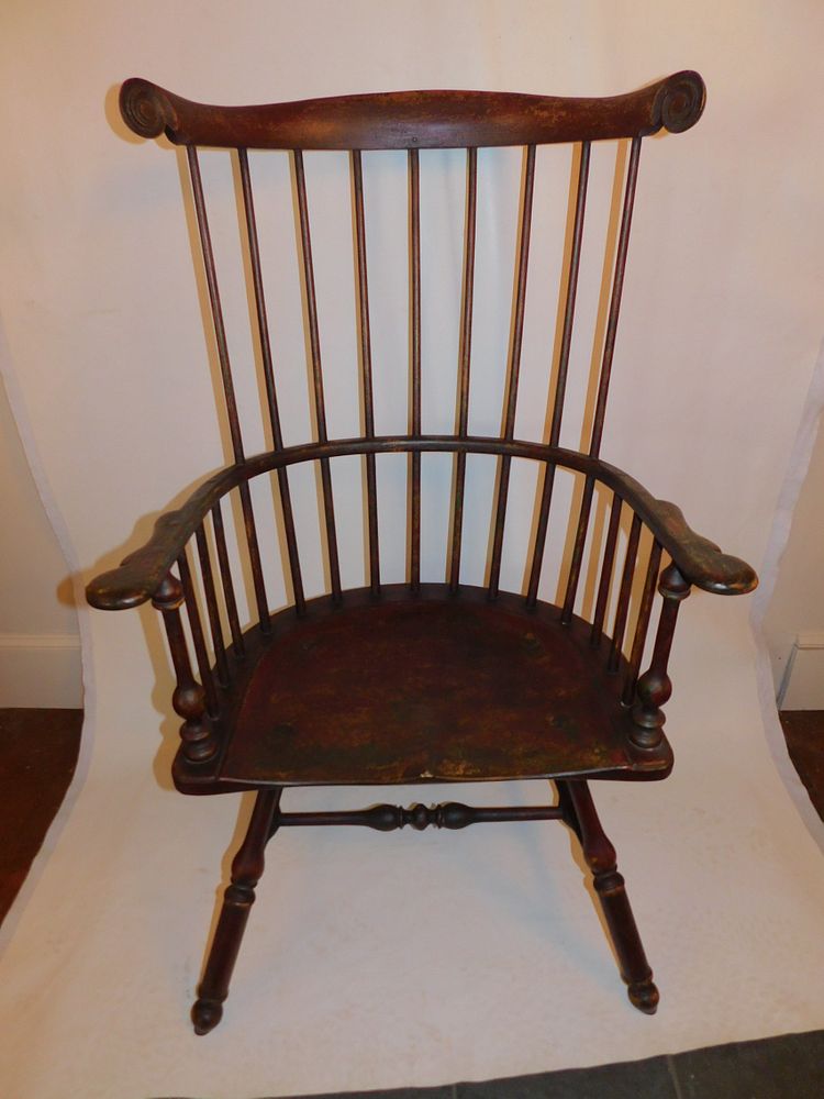 Appraisal: PHILA COMB BACK WINDSOR CHAIR Old Philadelphia comb back Windsor