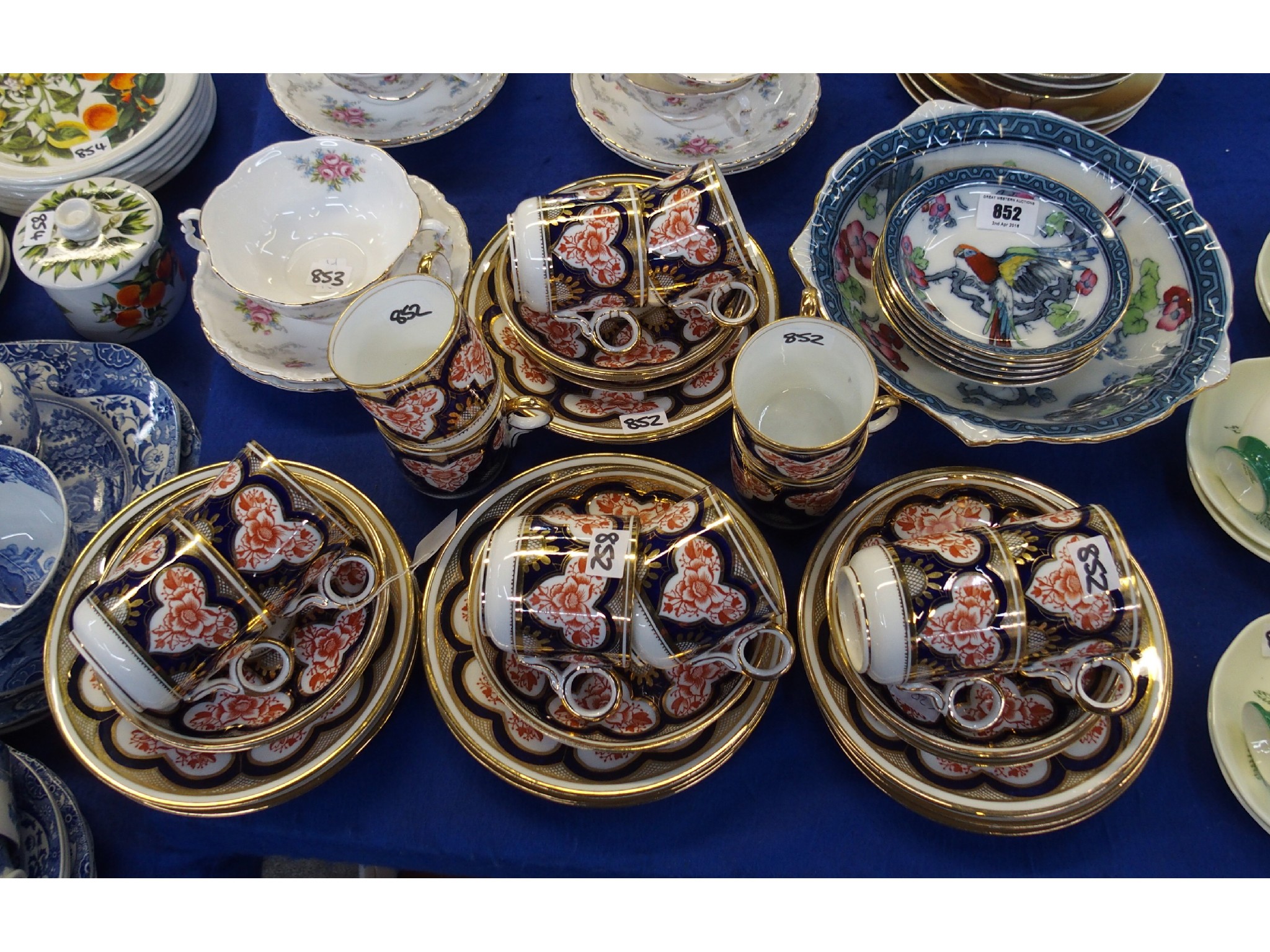 Appraisal: A Losol Ware parrot decorated pudding set and twelve Victorian