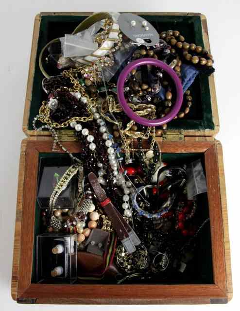 Appraisal: A large quantity of costume jewellery contained in an inlaid