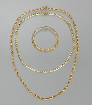 Appraisal: A Group of k Gold Jewelry Containing a k yellow