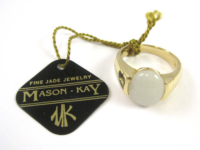 Appraisal: MASON KAY WHITE JADE SOLITAIRE RING The k yellow gold