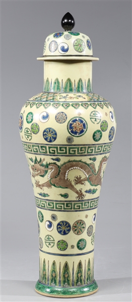 Appraisal: Chinese famille verte tall covered urn with center decorative band