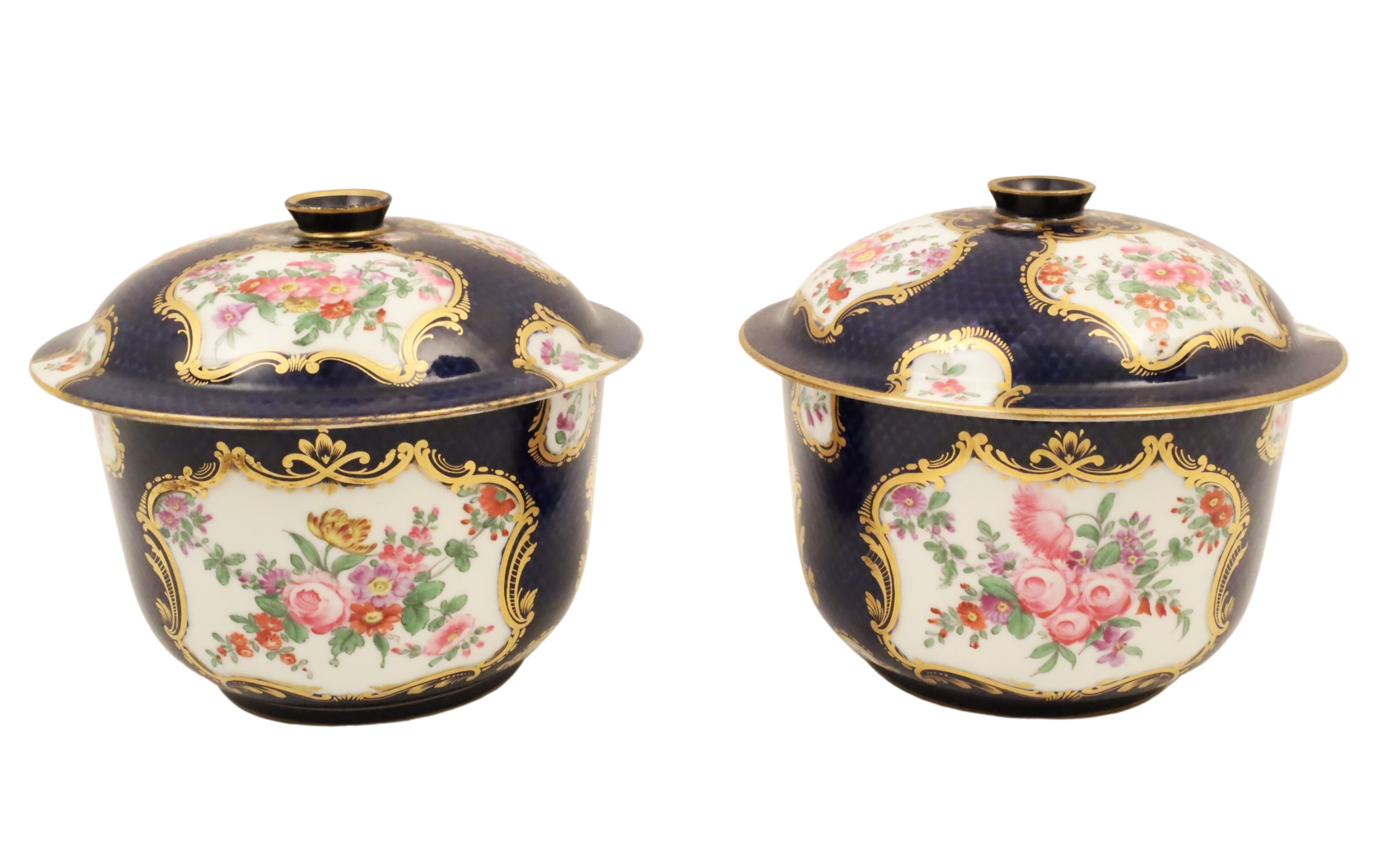 Appraisal: Pair of oriental form Worcester style porcelain cobalt fish scale