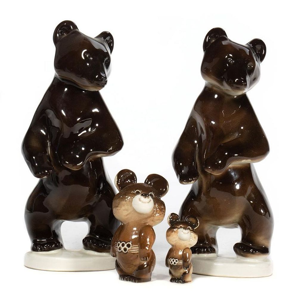 Appraisal: Russian Lomonosov Porcelain Bears Including two Adult bears and a