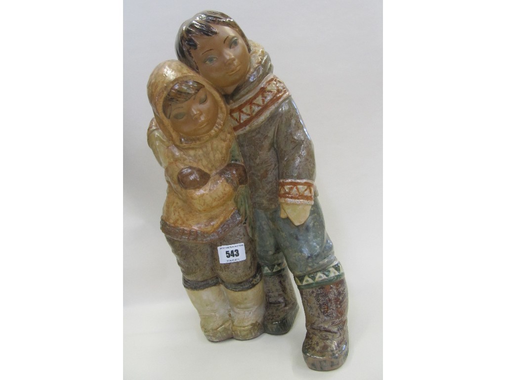 Appraisal: Large Lladro group of an Eskimo couple