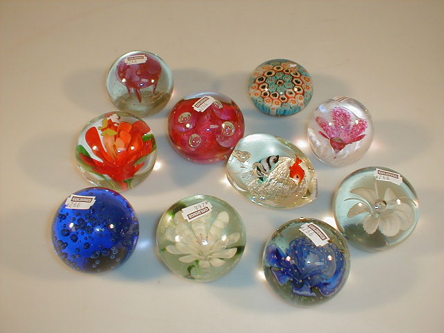 Appraisal: A collection of ten modern paperweights