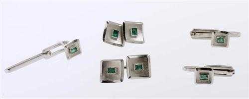 Appraisal: SMOKING CUFFLINKS ca White and yellow gold Elegant square twin