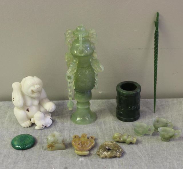 Appraisal: Lot of Assorted Vintage Jade Items Includes jade bear and