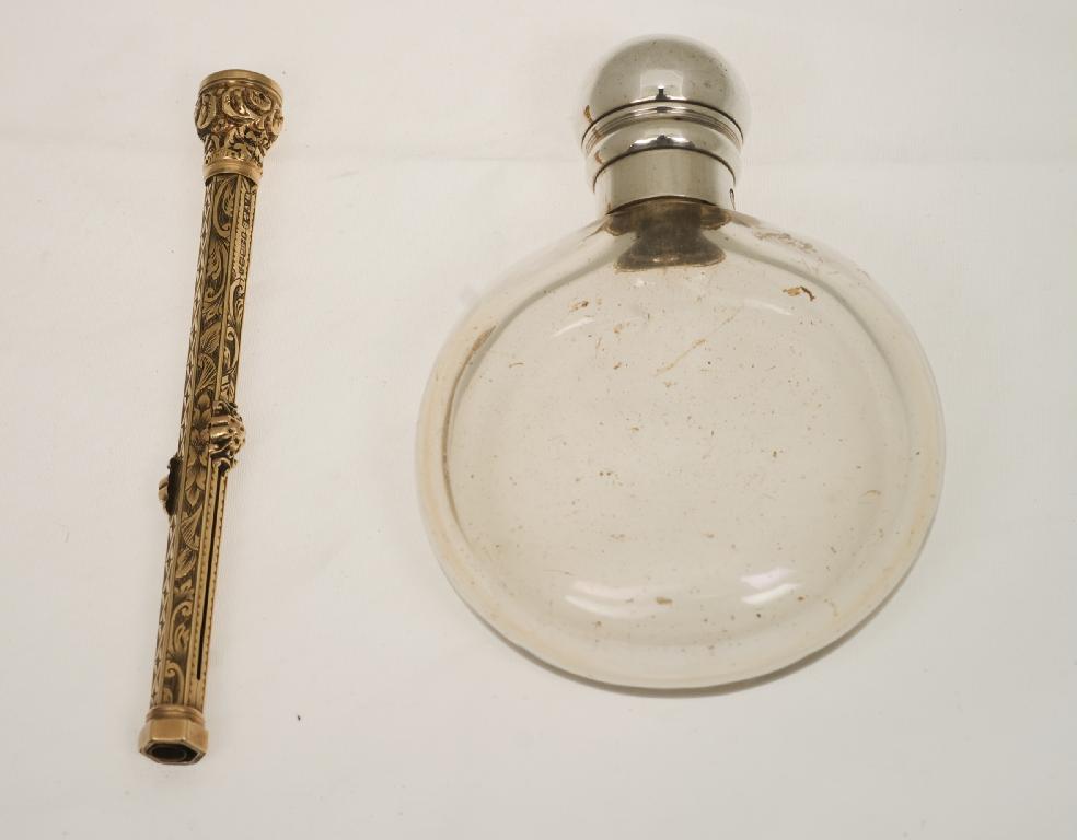 Appraisal: SMALL VICTORIAN SILVER-TOPPED GLASS HIP FLASK LONDON the body of