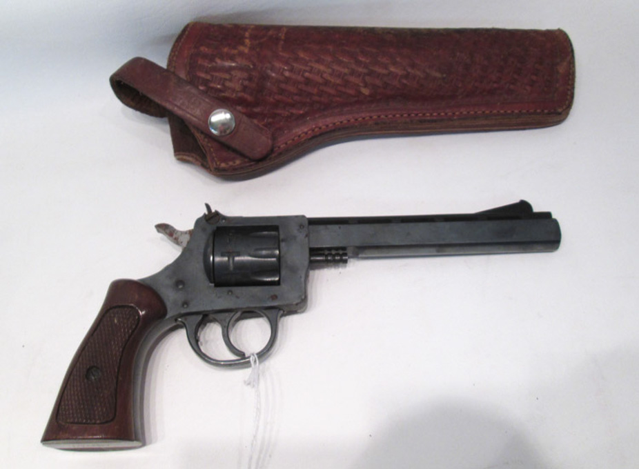 Appraisal: H R MODEL DOUBLE ACTION REVOLVER lr caliber flat side