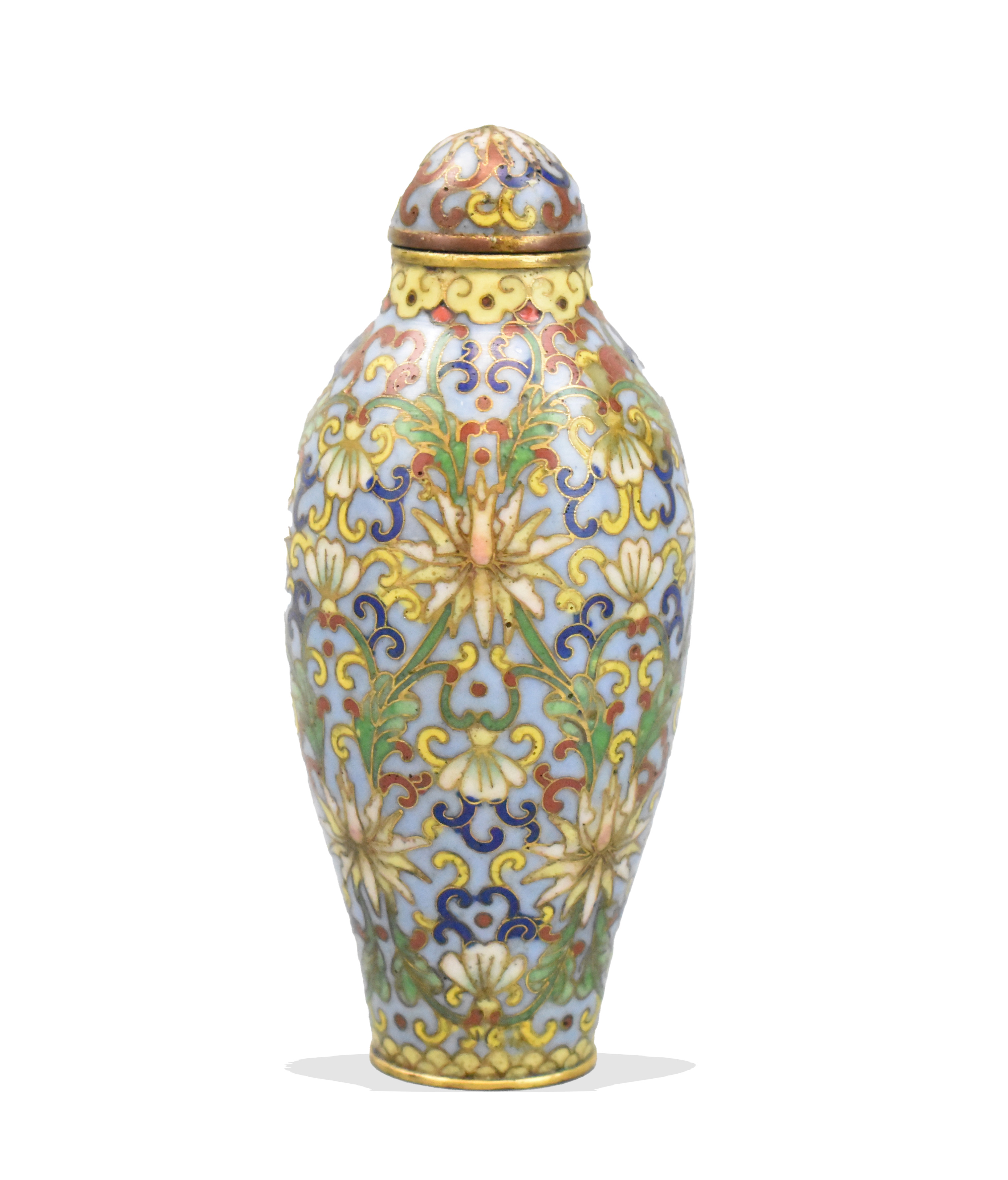 Appraisal: A Chinese cloisonne Lotus snuff bottle dating from the th