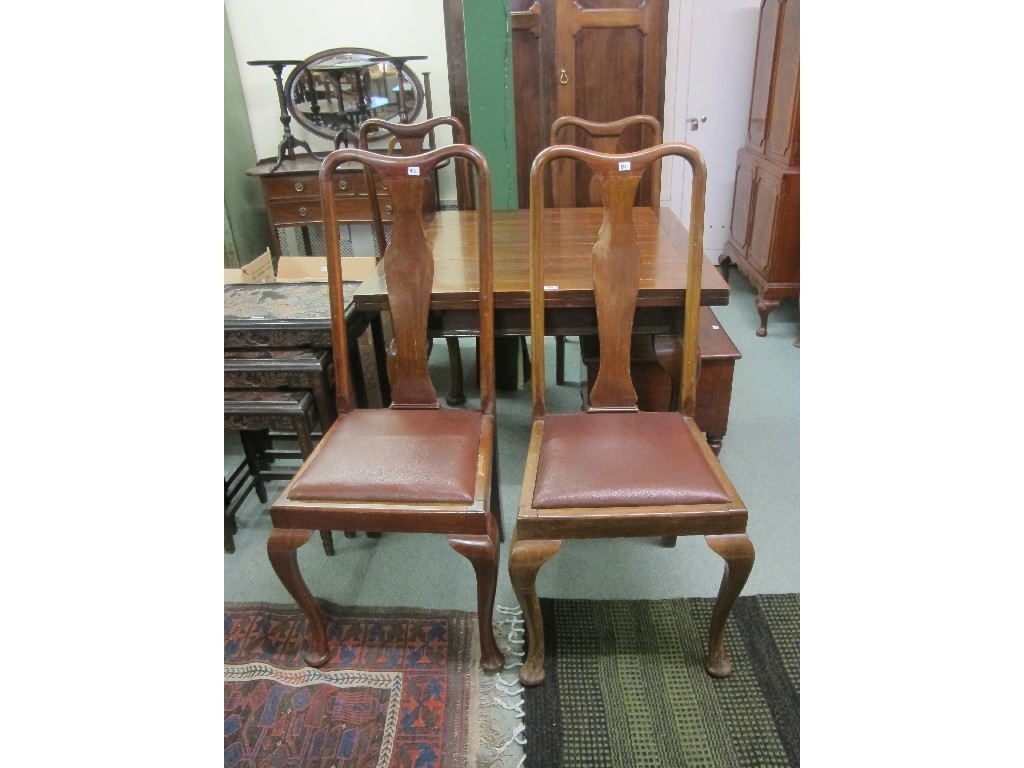 Appraisal: Mahogany pull out dining table with four chairs