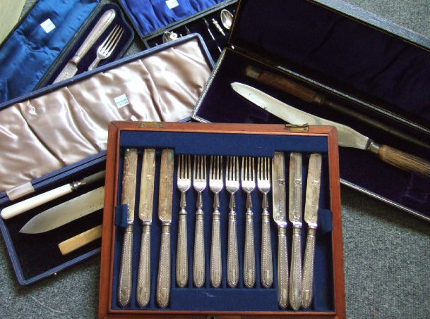 Appraisal: Mostly plated flatware comprising six pairs of dessert knives and