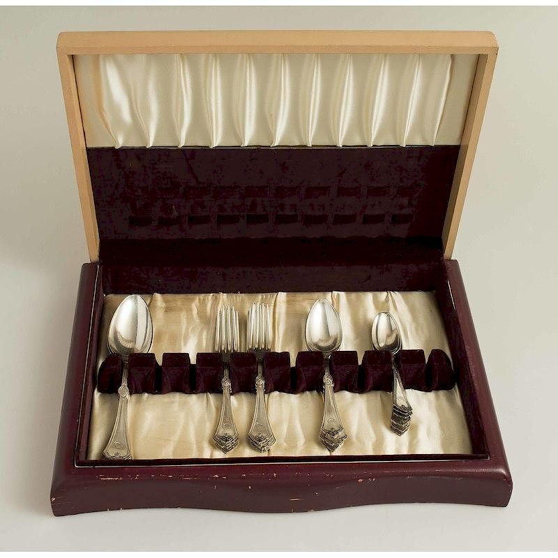 Appraisal: Cased Silver Flatware Cased piece assembled silver flatware bearing same