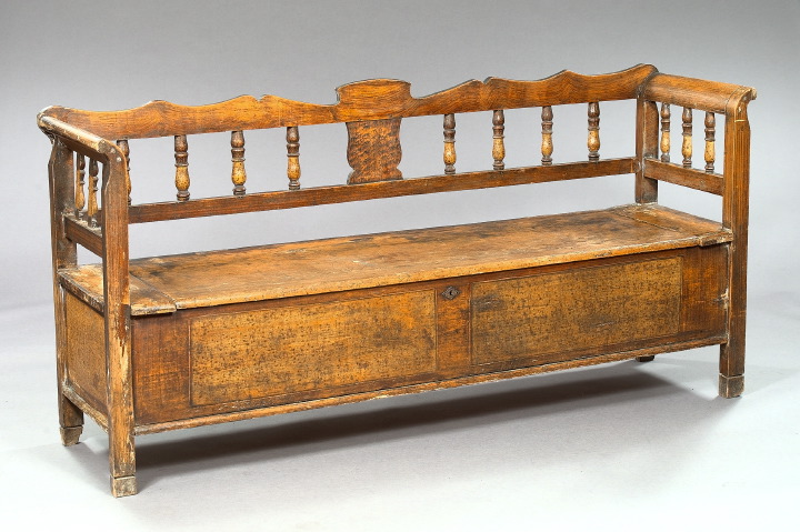 Appraisal: English Pine Settle mid- th century the shaped rail above