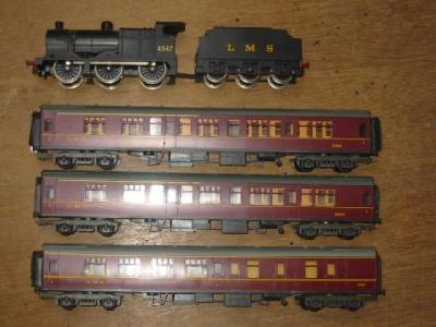 Appraisal: A Lima F - - locomotive and three plastic L