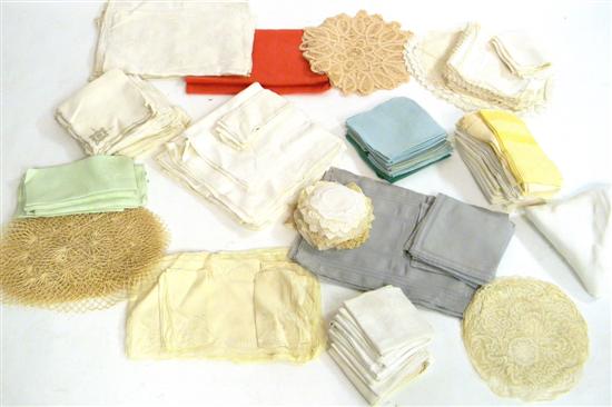 Appraisal: Assorted linens table cloths and lace