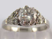 Appraisal: A white metal tests platinum diamond solitaire ring the round