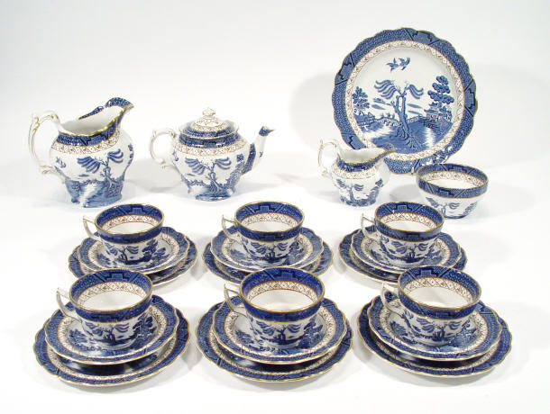 Appraisal: Booths 'Real Old Willow' patterned six place teaset comprising teapot