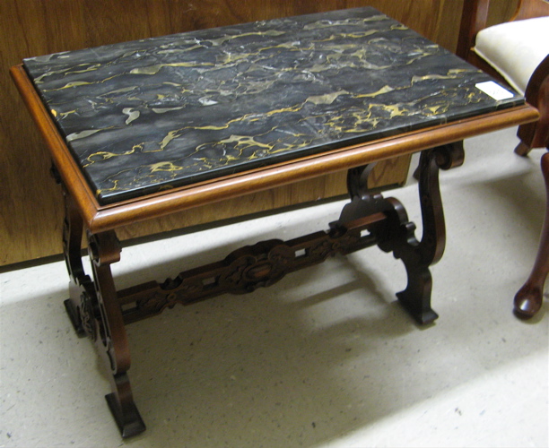 Appraisal: MARBLE TOPPED SIDE TABLE American early th century The rectangular