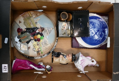 Appraisal: A mixed collection of items to include Royal Doulton embossed