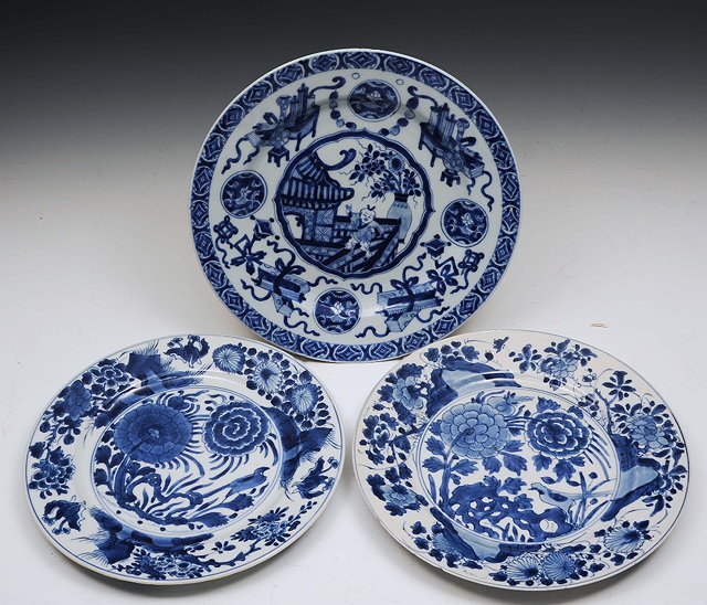 Appraisal: A Chinese blue and white porcelain plateKangxi - having rock