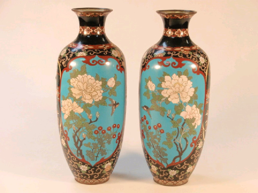 Appraisal: A pair of early thC Chinese cloisonne vases of baluster