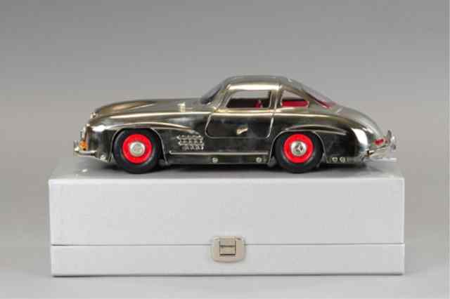 Appraisal: MARKLIN MERCEDES MODEL Germany contemporary edition done in bright silver