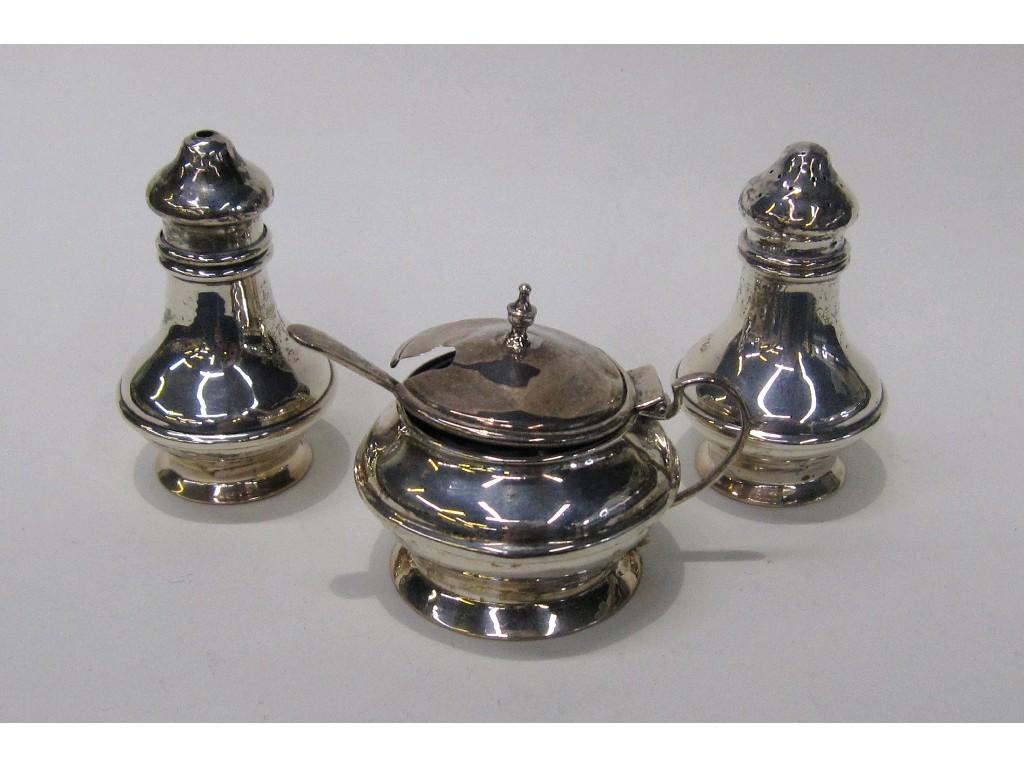 Appraisal: Three piece silver condiment set Birmingham