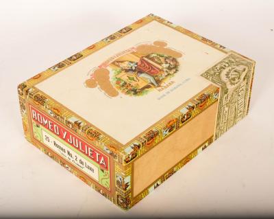 Appraisal: A sealed boxed set of twenty-five Romeo Y Julieta Romeo