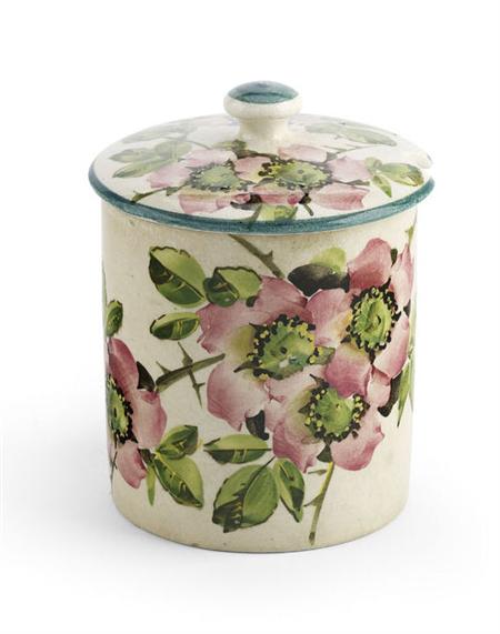 Appraisal: WEMYSS MEDIUM PRESERVE JAR COVER EARLY TH CENTURY decorated by