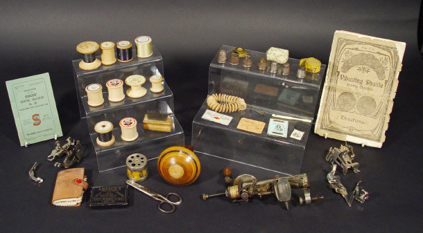 Appraisal: Collection of sewing items including a Bonita Clip-on sewing machine