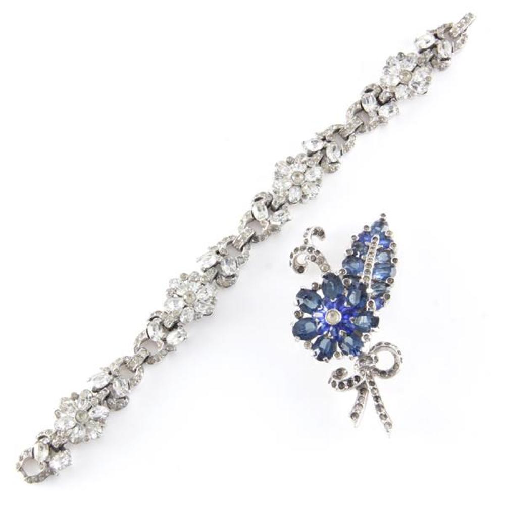 Appraisal: SIGNED MAZER DIAMANTE FLORAL LINK BRACELET UNSIGNED BLUE STONE FLOWER