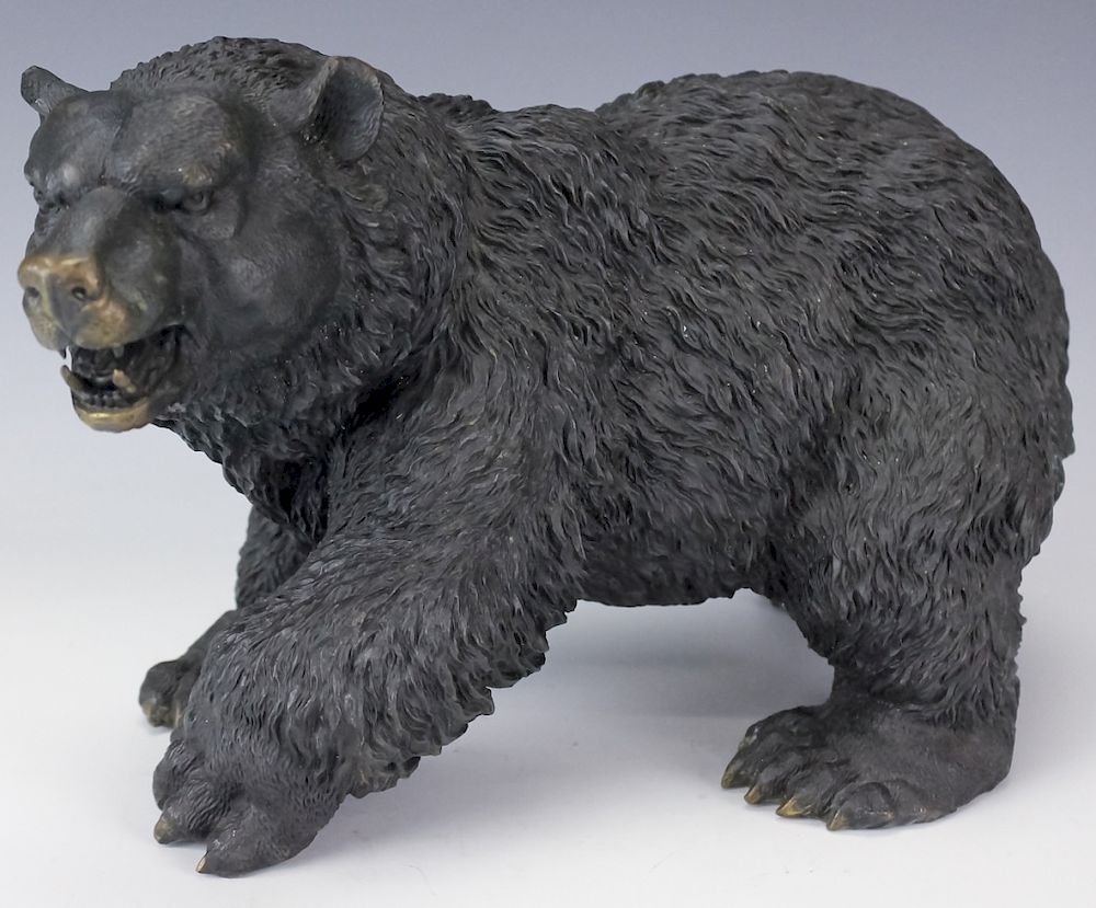 Appraisal: Fine Quality Contemporary Cast Bronze Bear Statue Fine quality contemporary