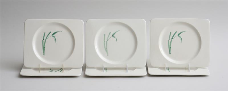 Appraisal: SET OF SIX CONTEMPORARY ITALIAN MAJOLICA RECTANGULAR PLATES IN THE