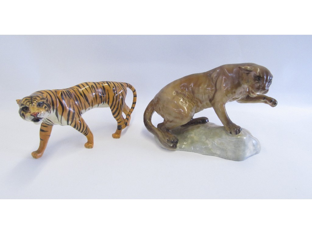 Appraisal: Beswick tiger and puma on rocks