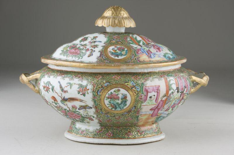 Appraisal: Chinese Rose Medallion Covered Tureen early to mid th c