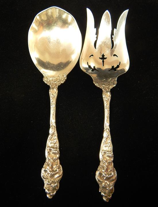 Appraisal: STERLING Reed Barton two piece serving set Les Six Fleurs