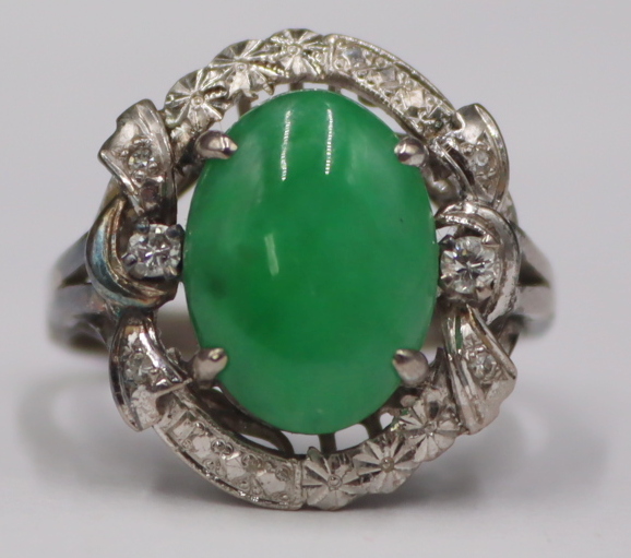 Appraisal: JEWELRY KT GOLD JADE AND DIAMOND RING Vintage kt white