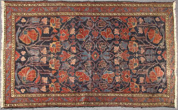 Appraisal: A Lilihan rug size approximately ft in x ft in