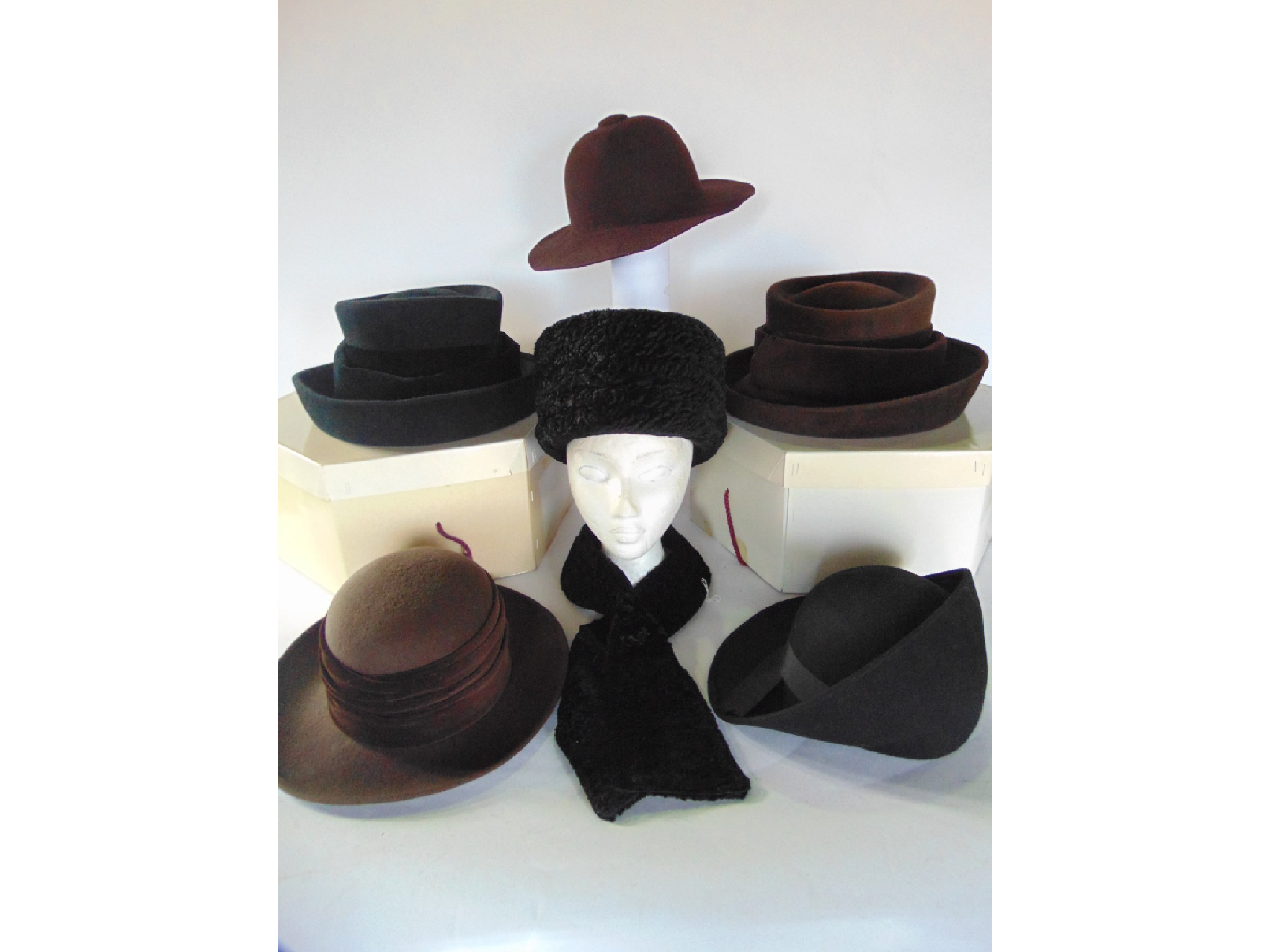 Appraisal: A collection of ladies winter hats including a black pillbox