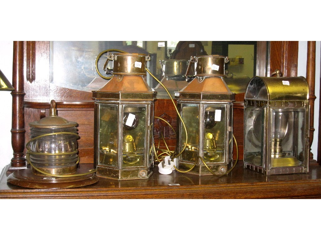 Appraisal: Lot comprising pair of copper and glass lantern lamps and