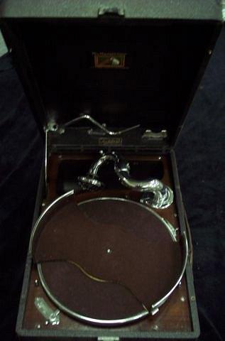 Appraisal: An HMV model cased record player