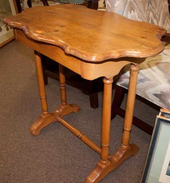 Appraisal: Victorian maple side table with drawer Estimate - No condition